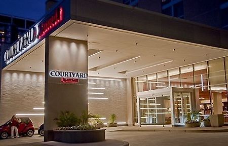 Courtyard By Marriott Bethesda Chevy Chase Hotel Bagian luar foto