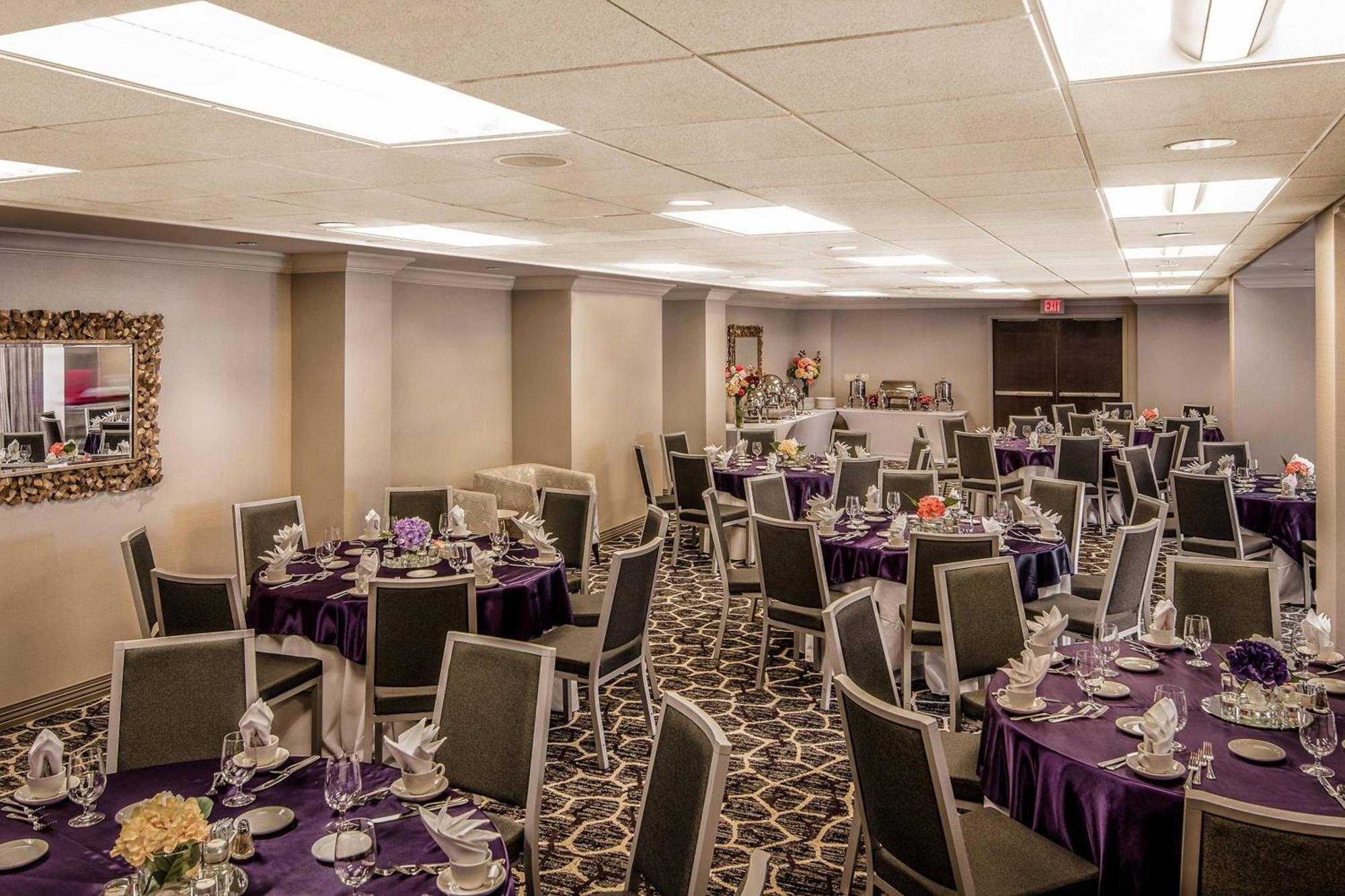 Courtyard By Marriott Bethesda Chevy Chase Hotel Bagian luar foto